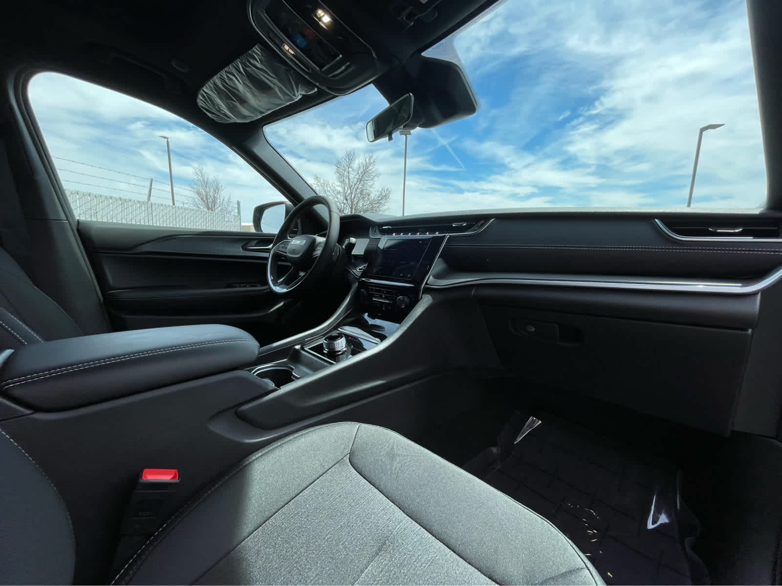 Thumbnail: 2025 Jeep Grand Cherokee - 28