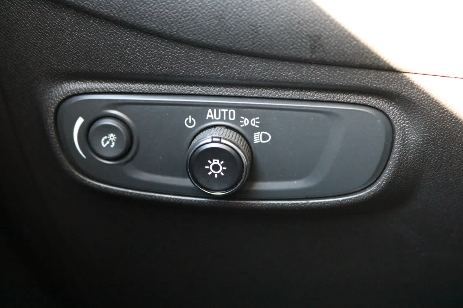 Thumbnail: 2024 Chevrolet Equinox - 18