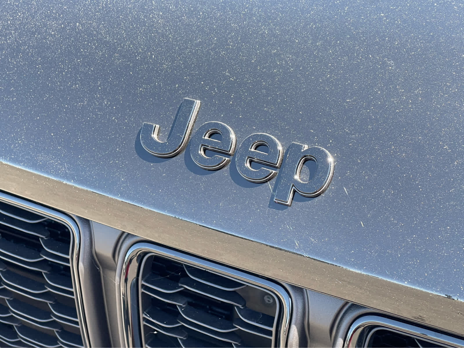 Thumbnail: 2025 Jeep Grand Cherokee - 8