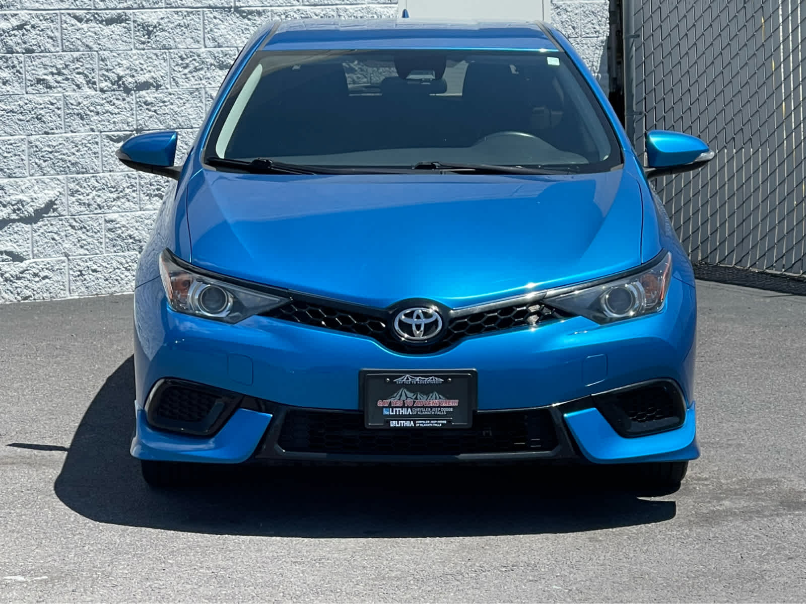Thumbnail: 2018 Toyota Corolla iM - 3