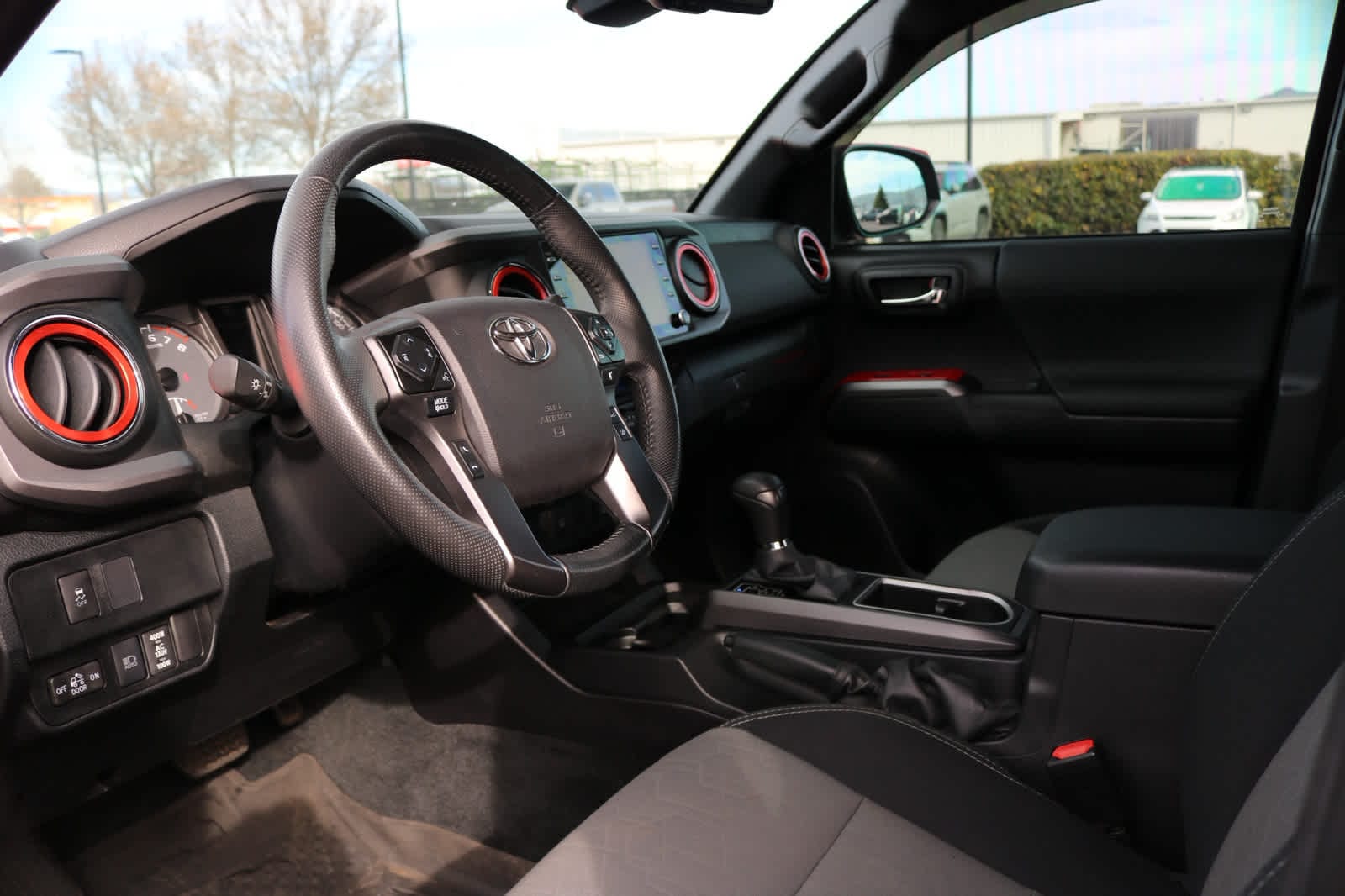 Thumbnail: 2021 Toyota Tacoma - 7