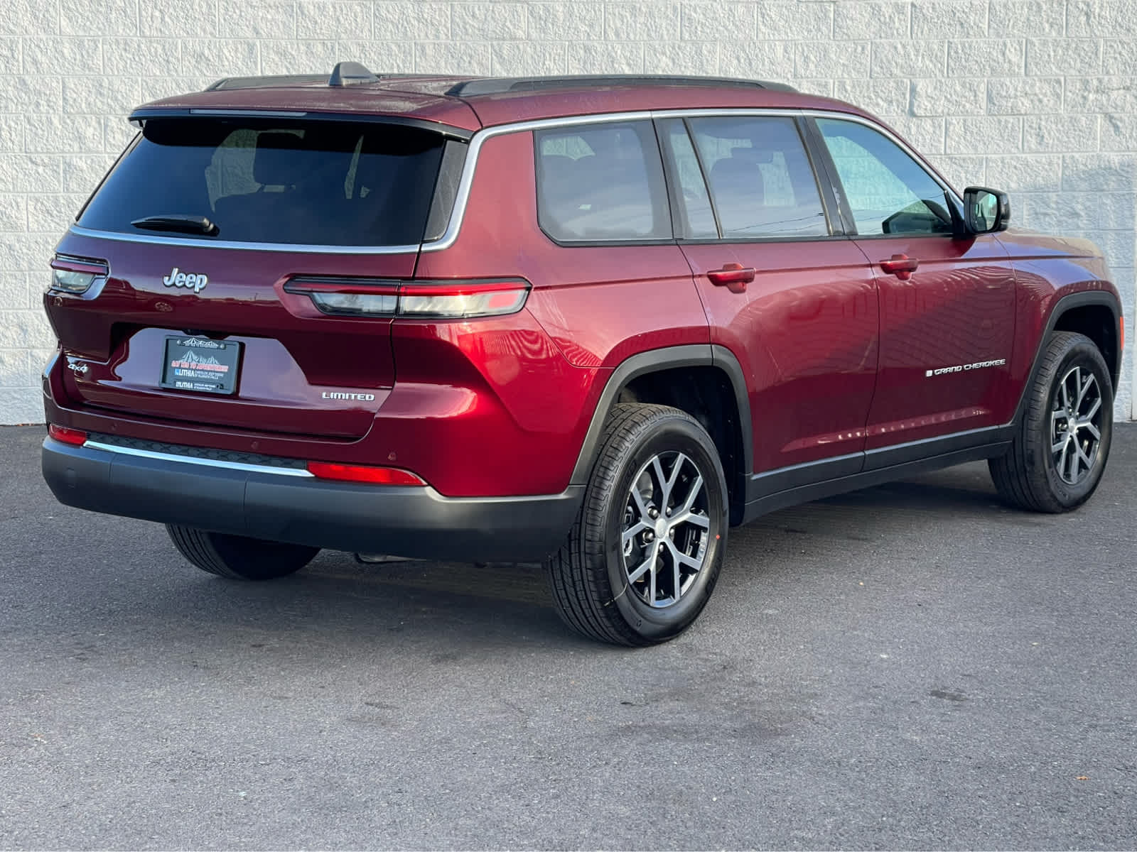 Thumbnail: 2025 Jeep Grand Cherokee - 7