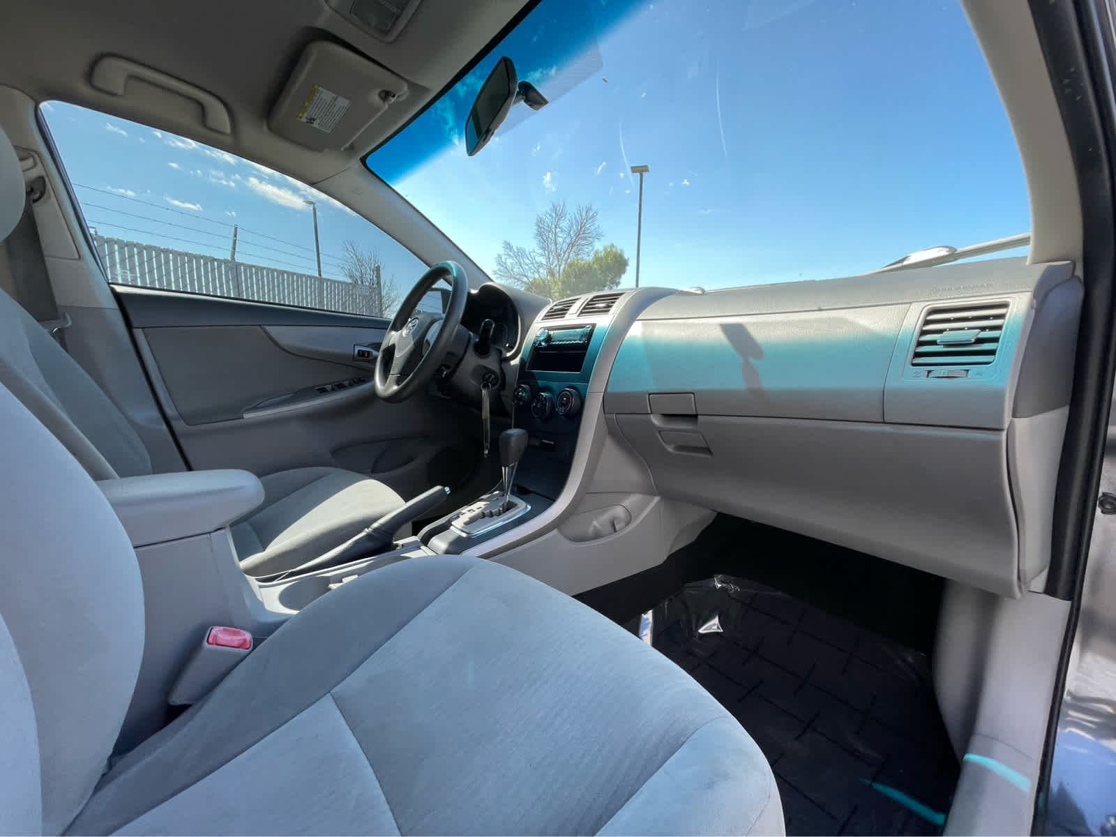 Thumbnail: 2010 Toyota Corolla - 26
