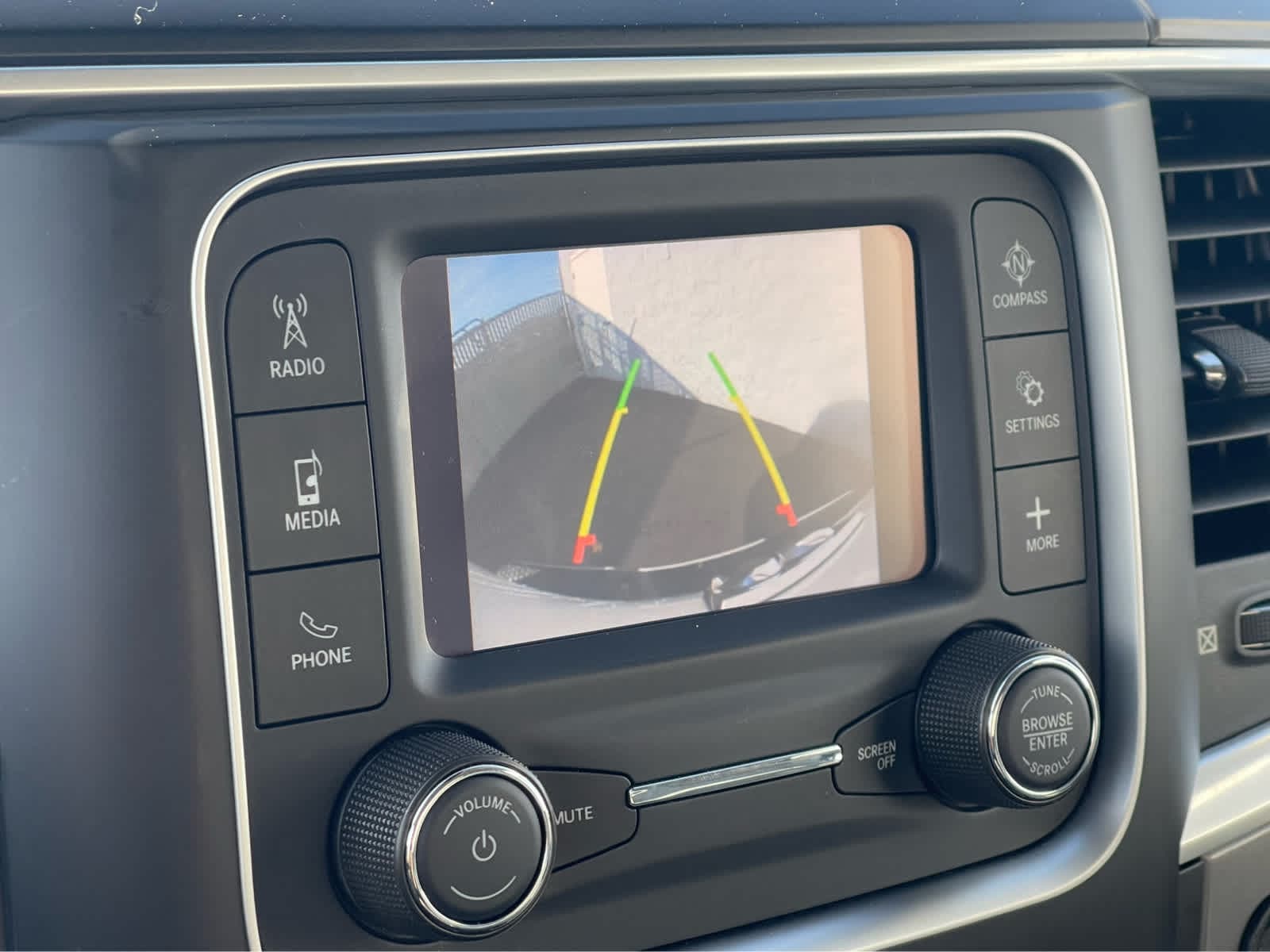 Thumbnail: 2022 RAM 1500 Classic - 22