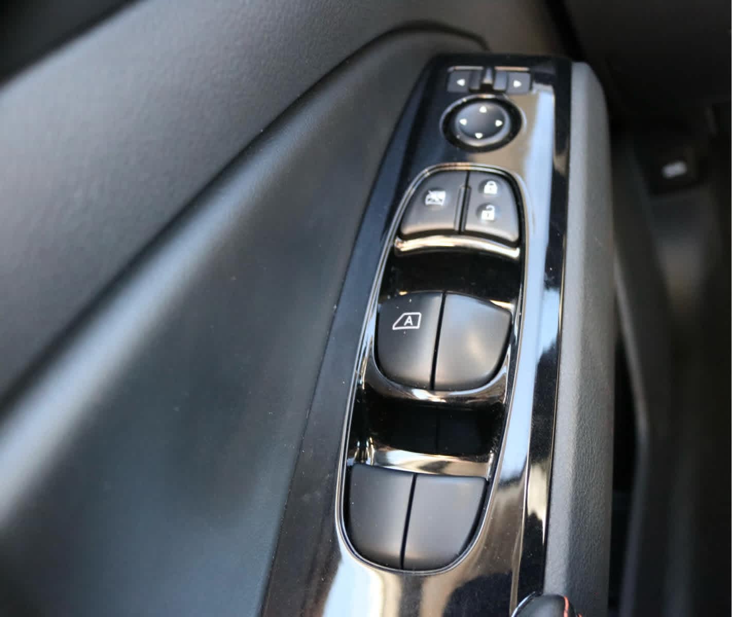 Thumbnail: 2024 Nissan Altima - 18