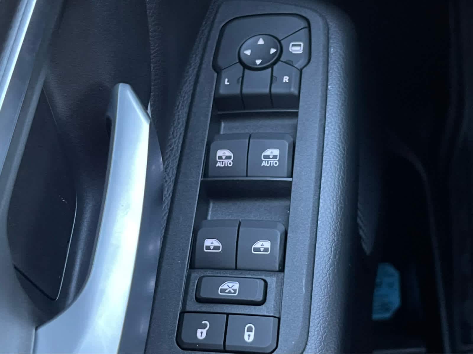 Thumbnail: 2026 RAM 1500 - 20