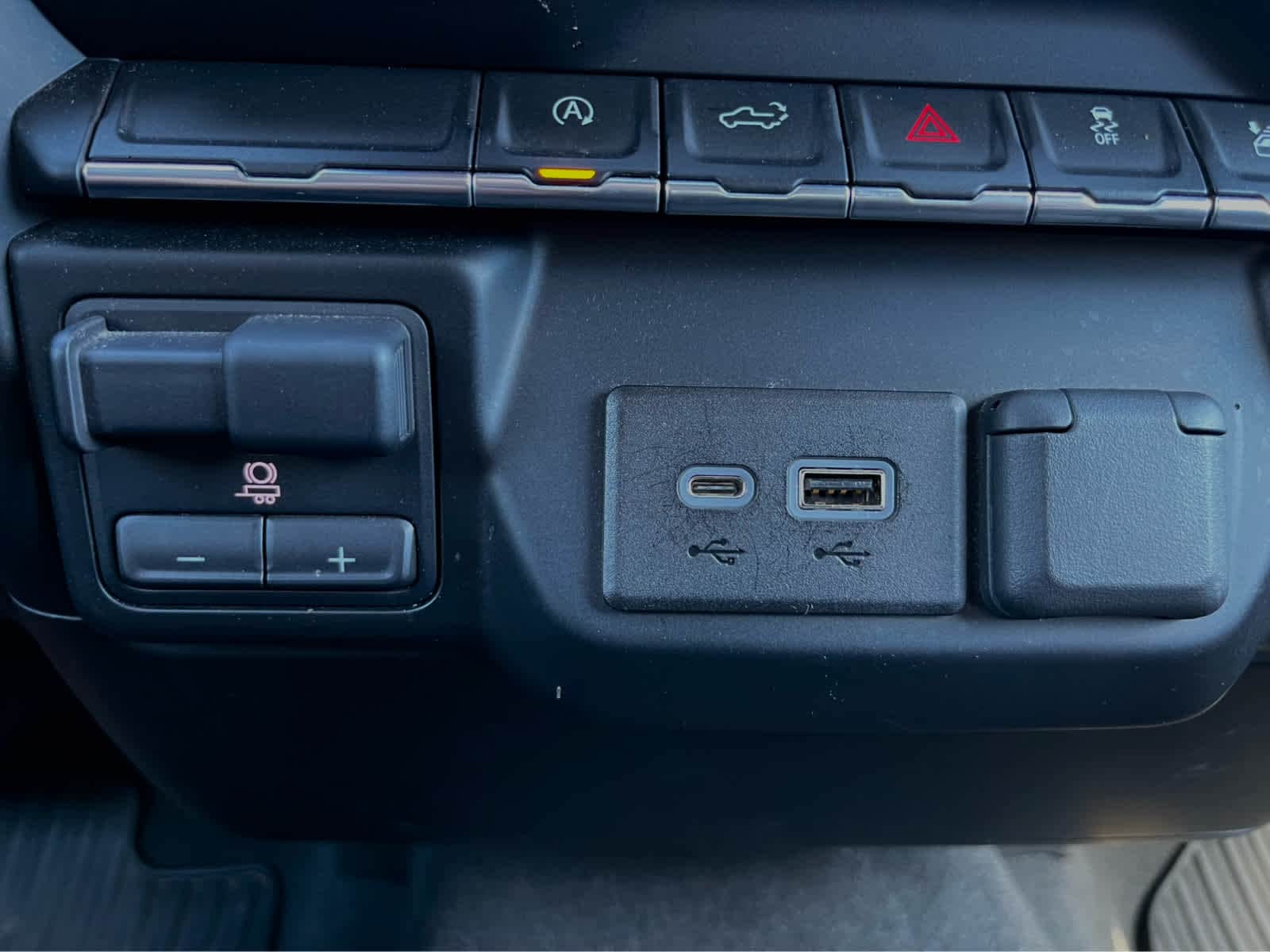 Thumbnail: 2019 Chevrolet Silverado 1500 - 18