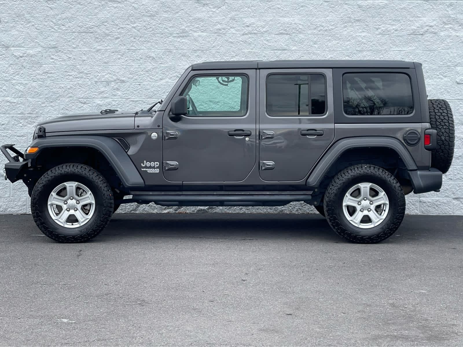 2019 Jeep Wrangler Unlimited Sport photo 4