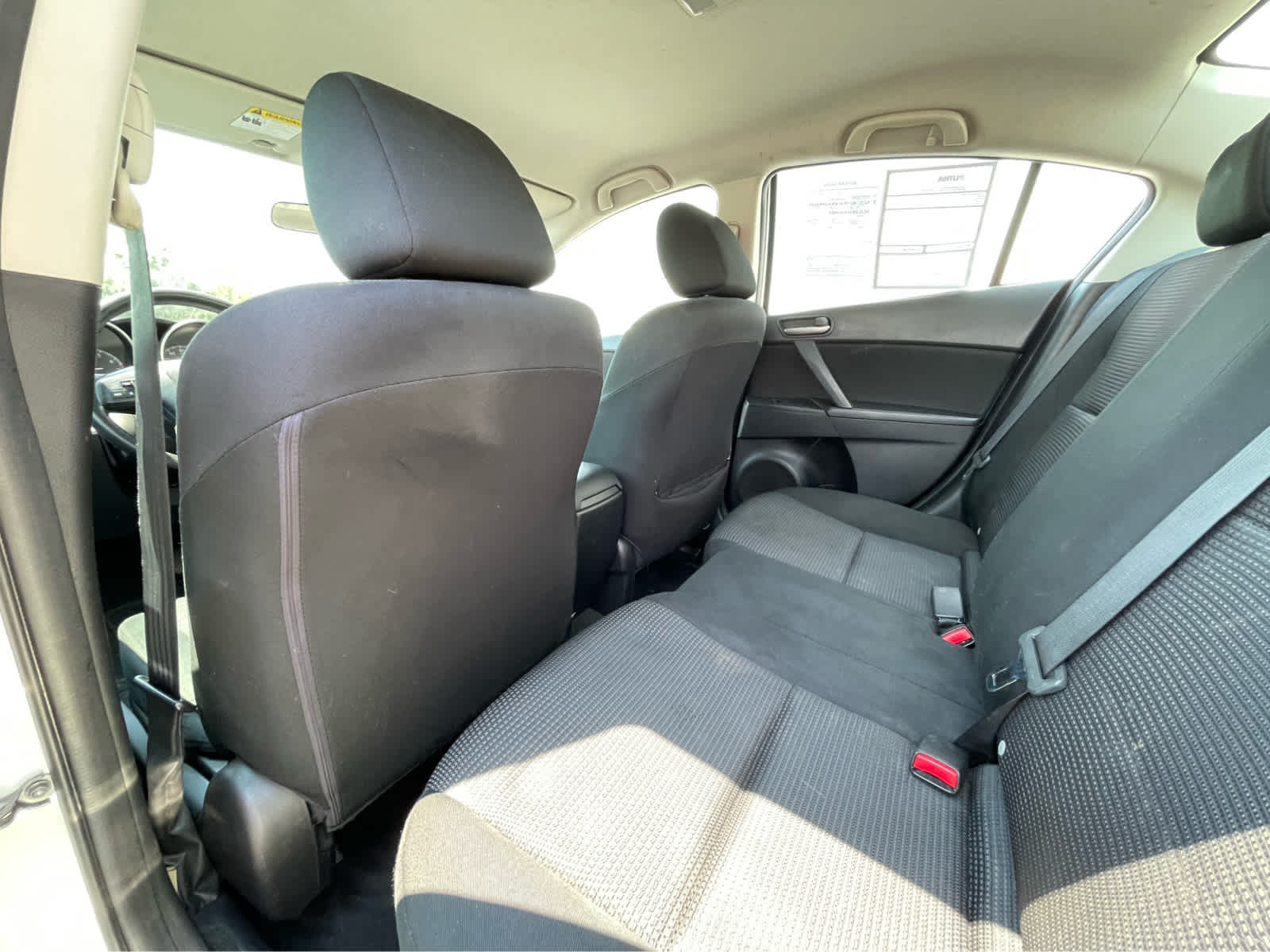 Thumbnail: 2012 Mazda Mazda3 - 20