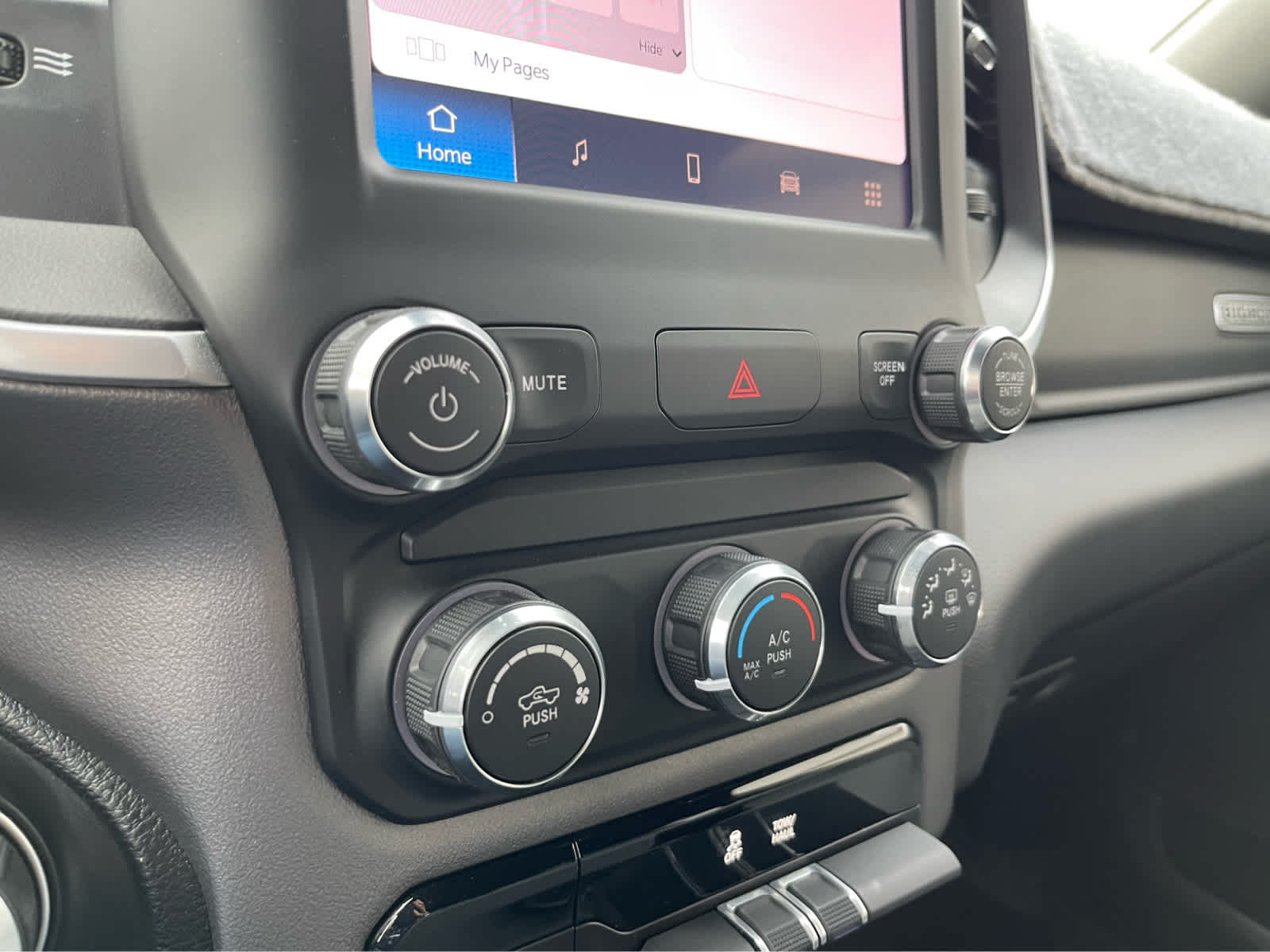 Thumbnail: 2022 RAM 1500 - 17