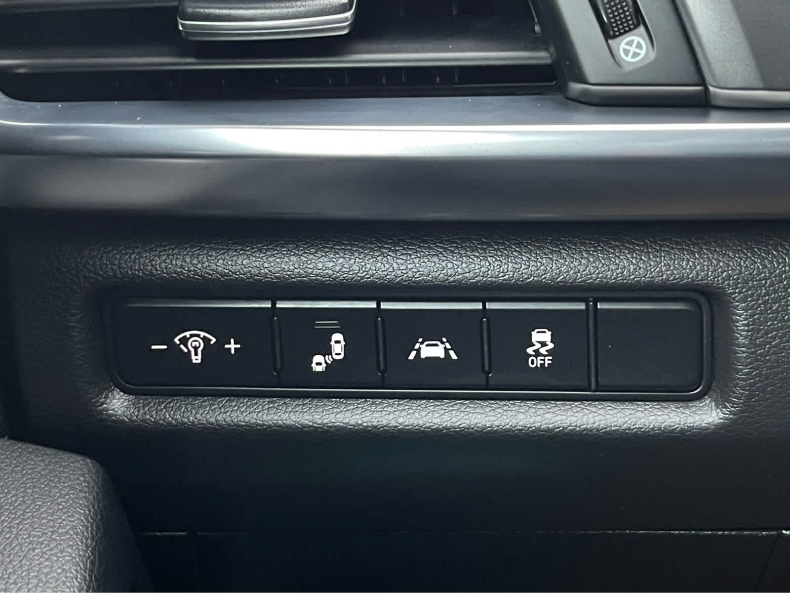 Thumbnail: 2022 Kia Telluride - 17