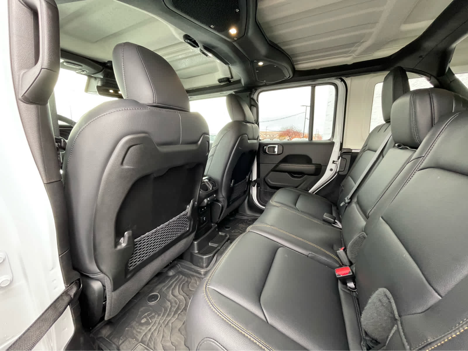 Thumbnail: 2025 Jeep Wrangler - 22