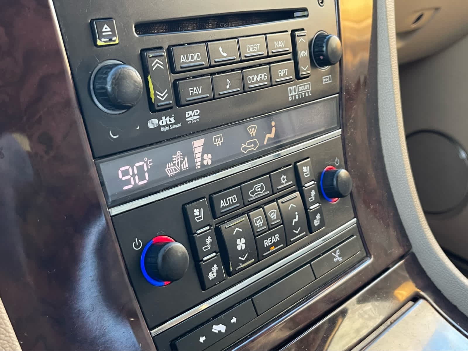 Thumbnail: 2014 Cadillac Escalade - 14