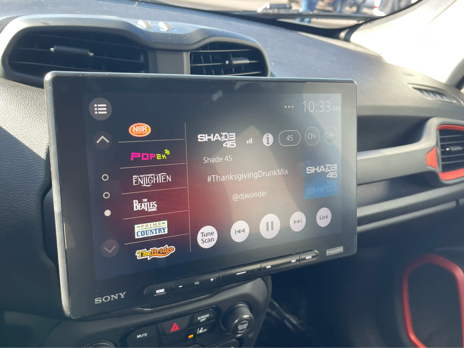 Thumbnail: 2021 Jeep Renegade - 15