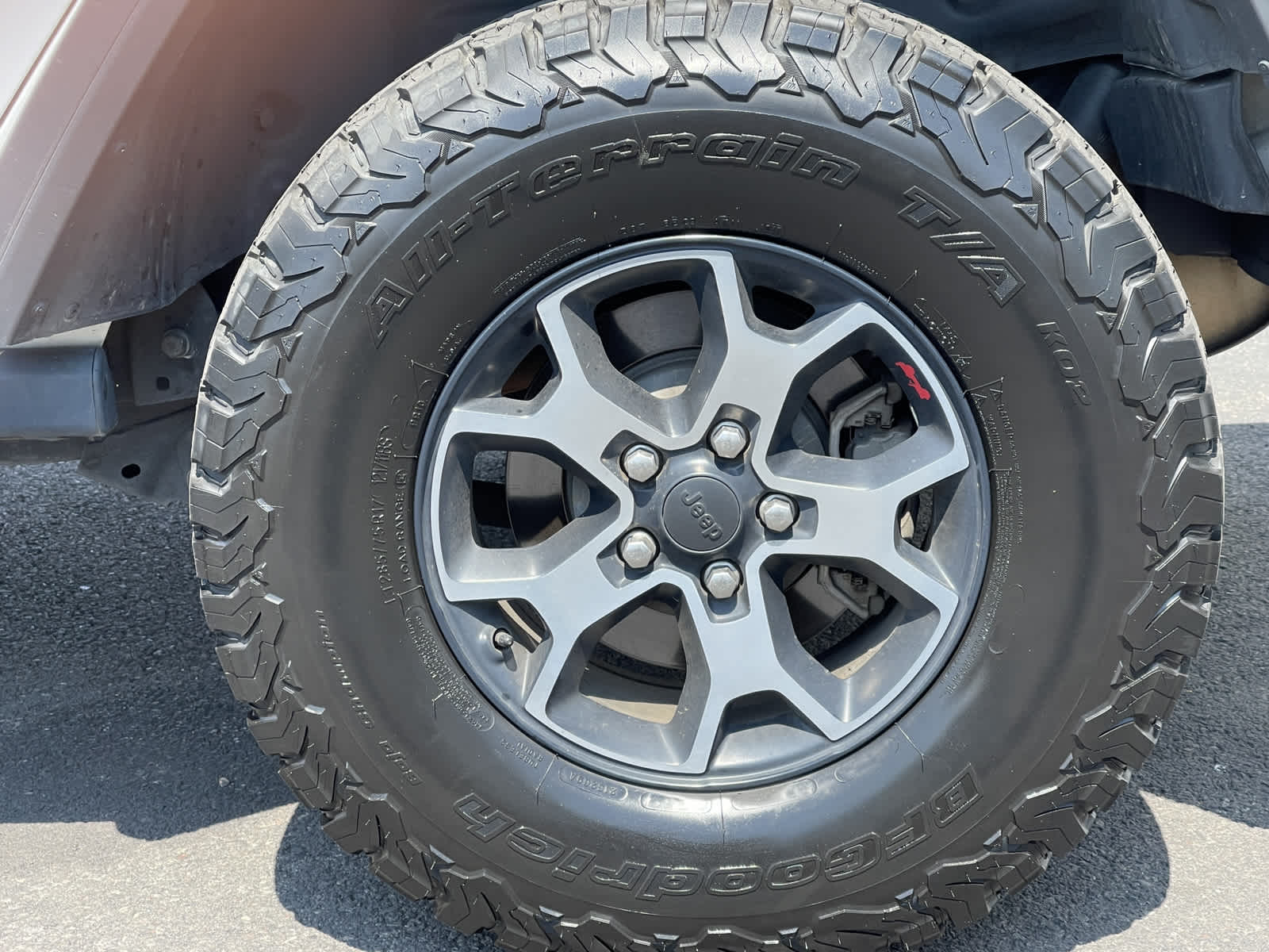 Thumbnail: 2019 Jeep Wrangler - 8