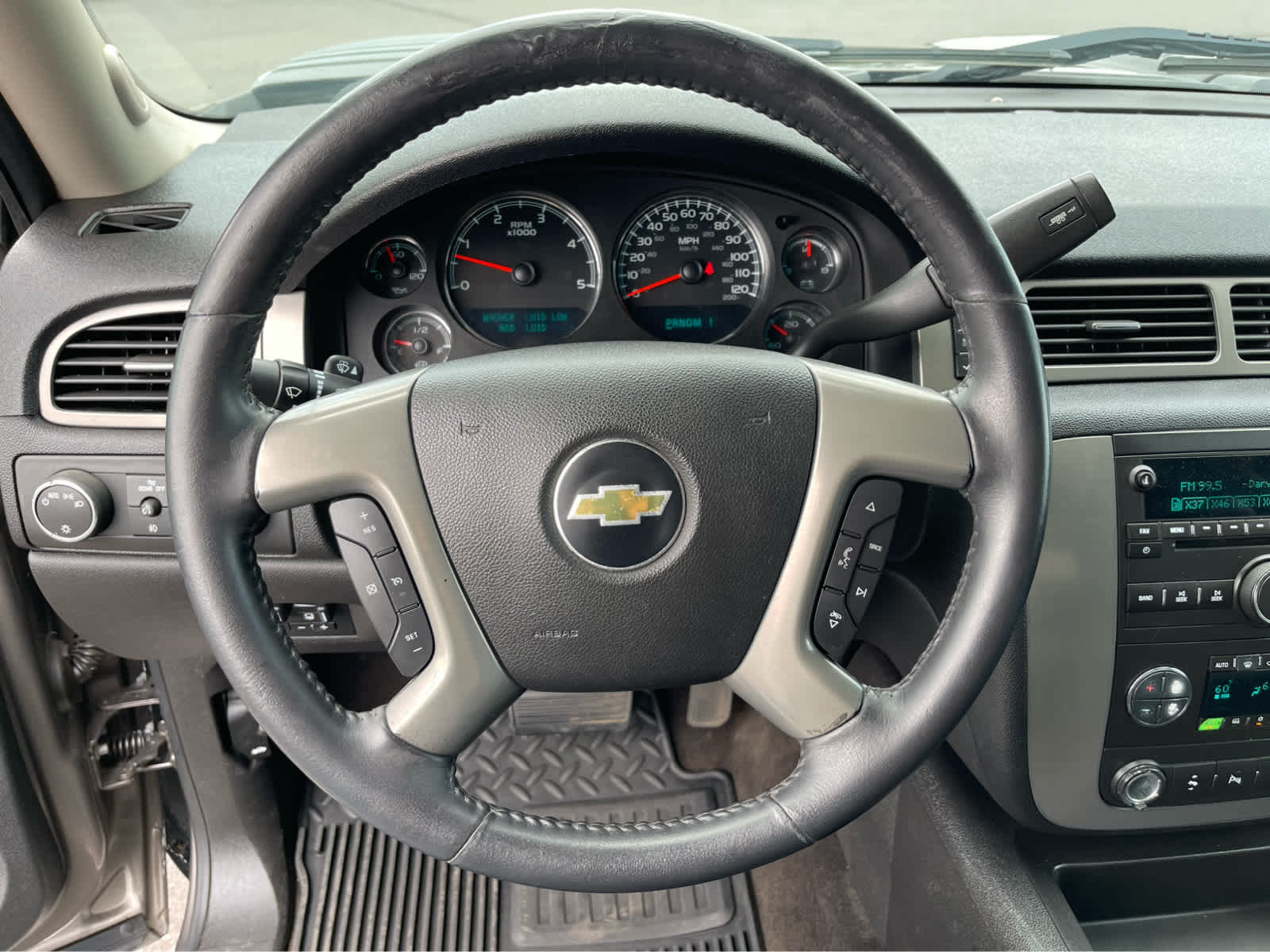 Thumbnail: 2012 Chevrolet Silverado 3500 - 22
