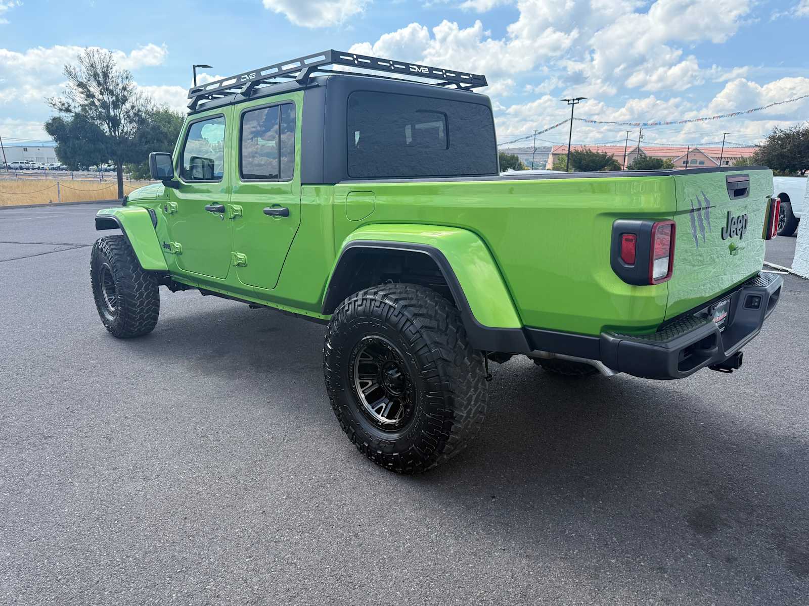 Thumbnail: 2025 Jeep Gladiator - 3