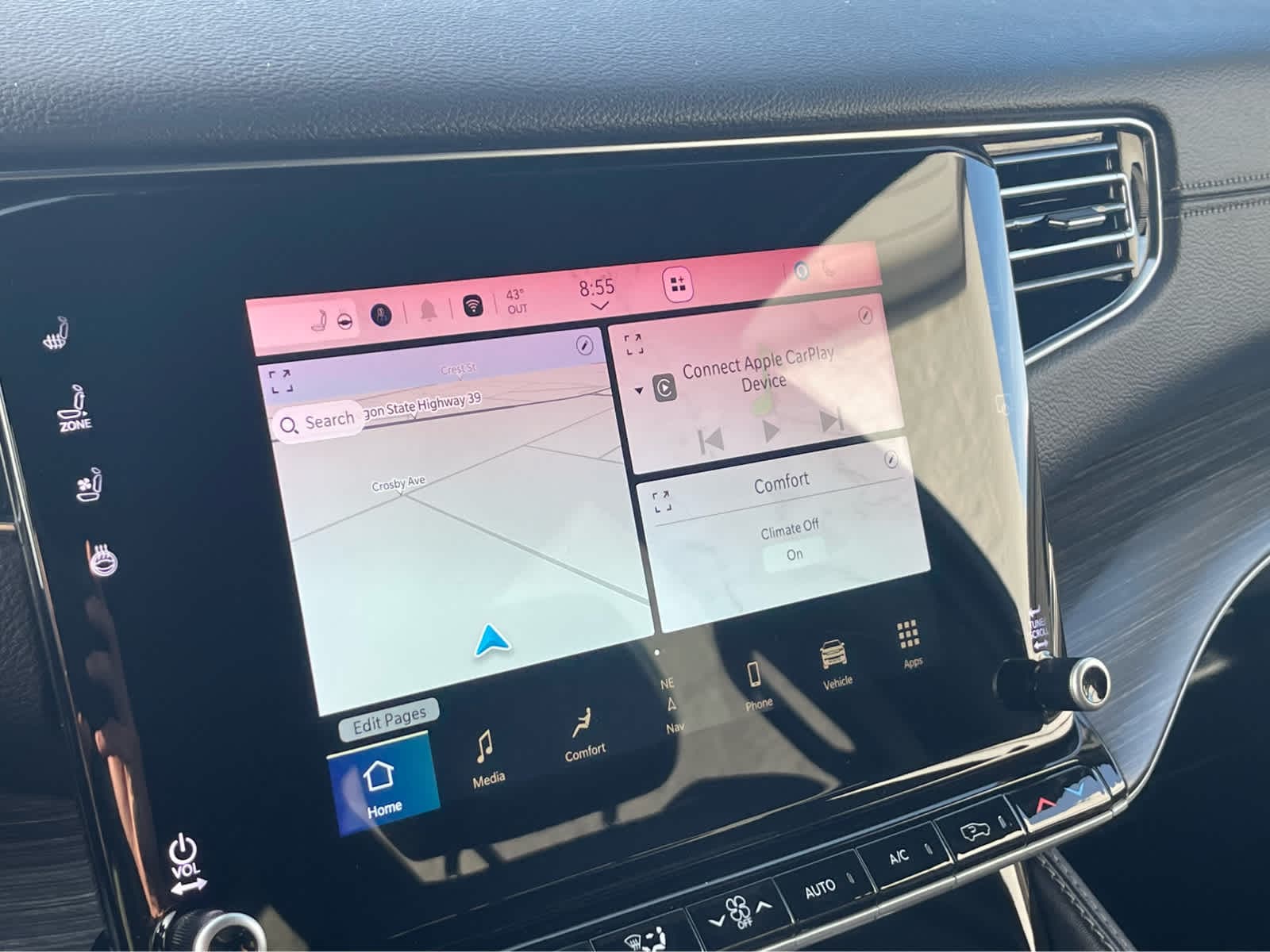 Thumbnail: 2023 Jeep Wagoneer - 15