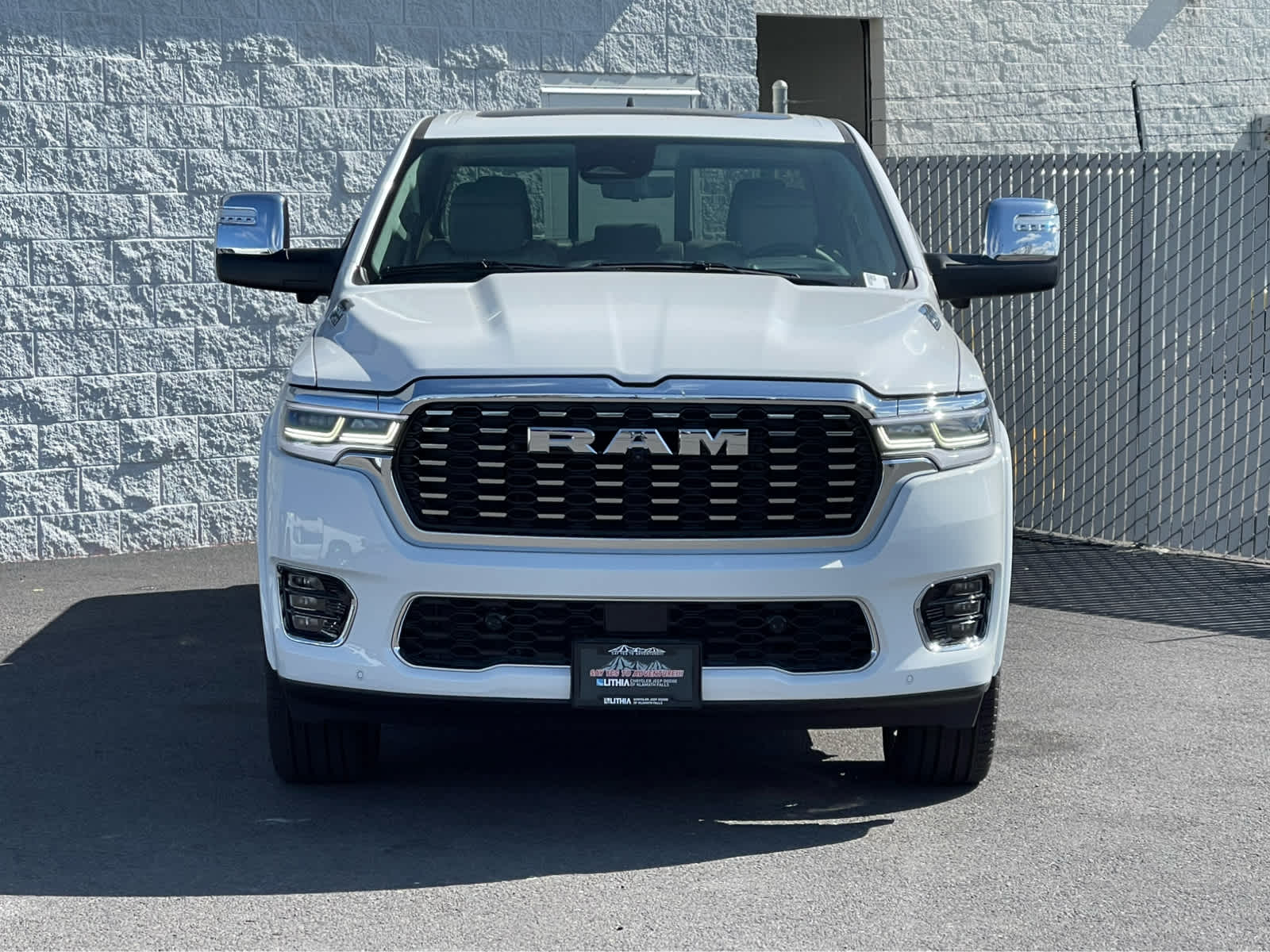 Thumbnail: 2025 RAM 1500 - 3