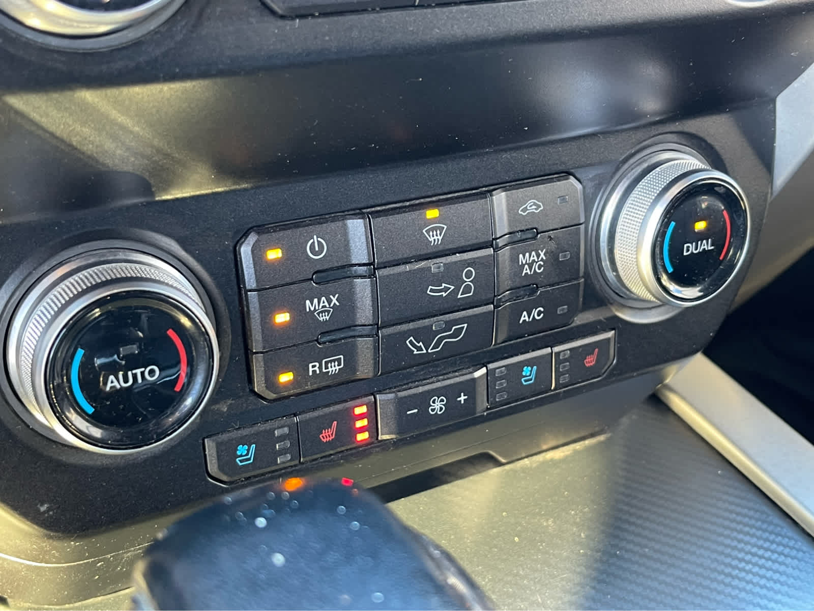 Thumbnail: 2019 Ford F-150 - 17