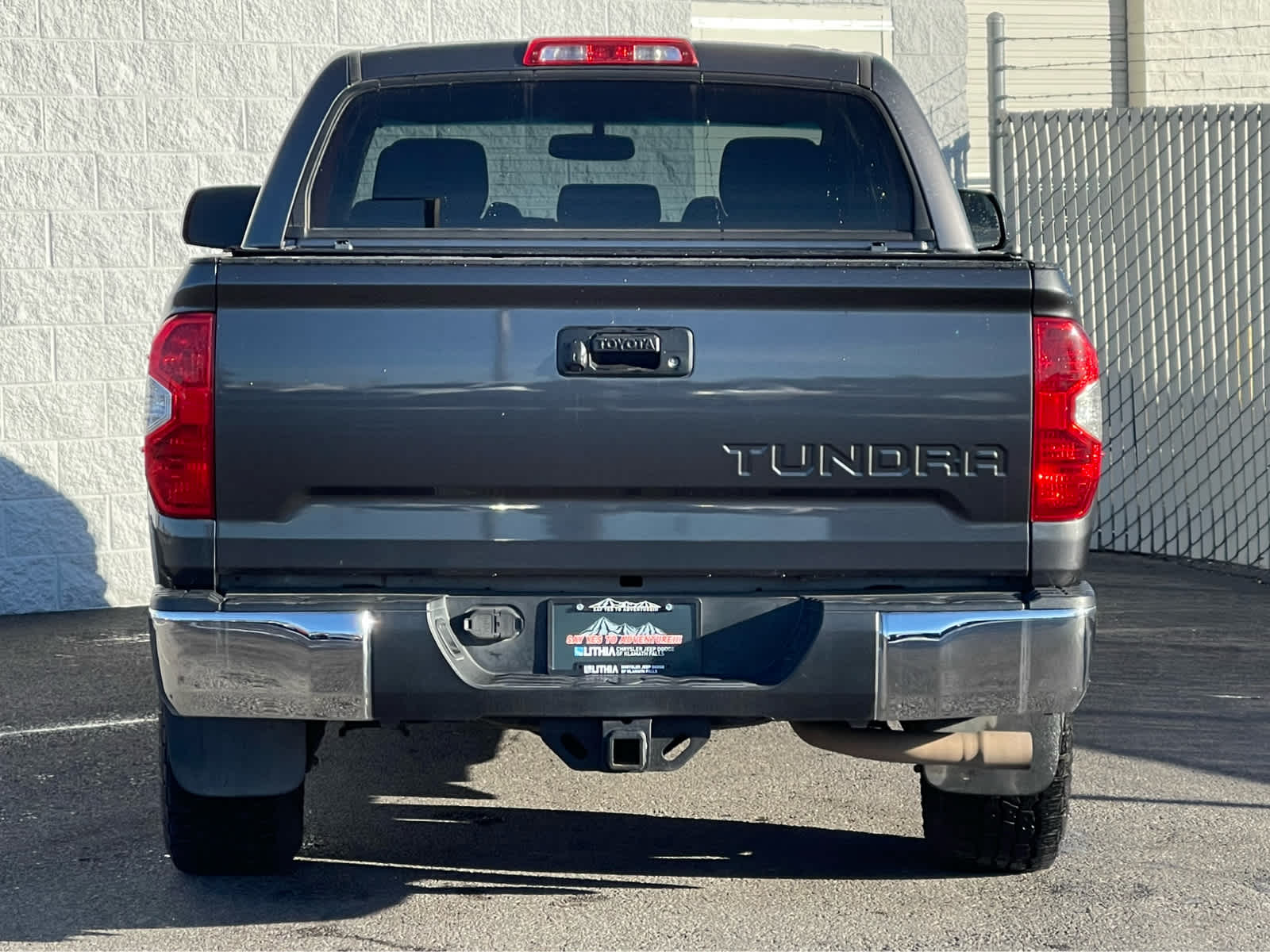 Thumbnail: 2016 Toyota Tundra - 6