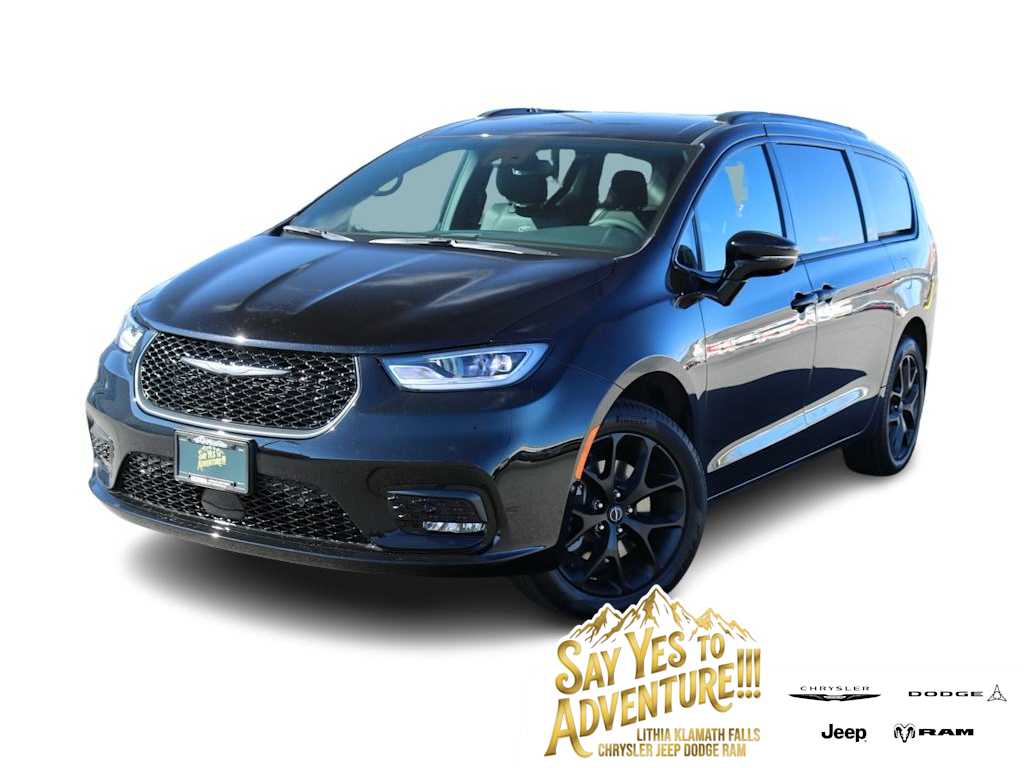 Thumbnail: 2026 Chrysler Pacifica - 1