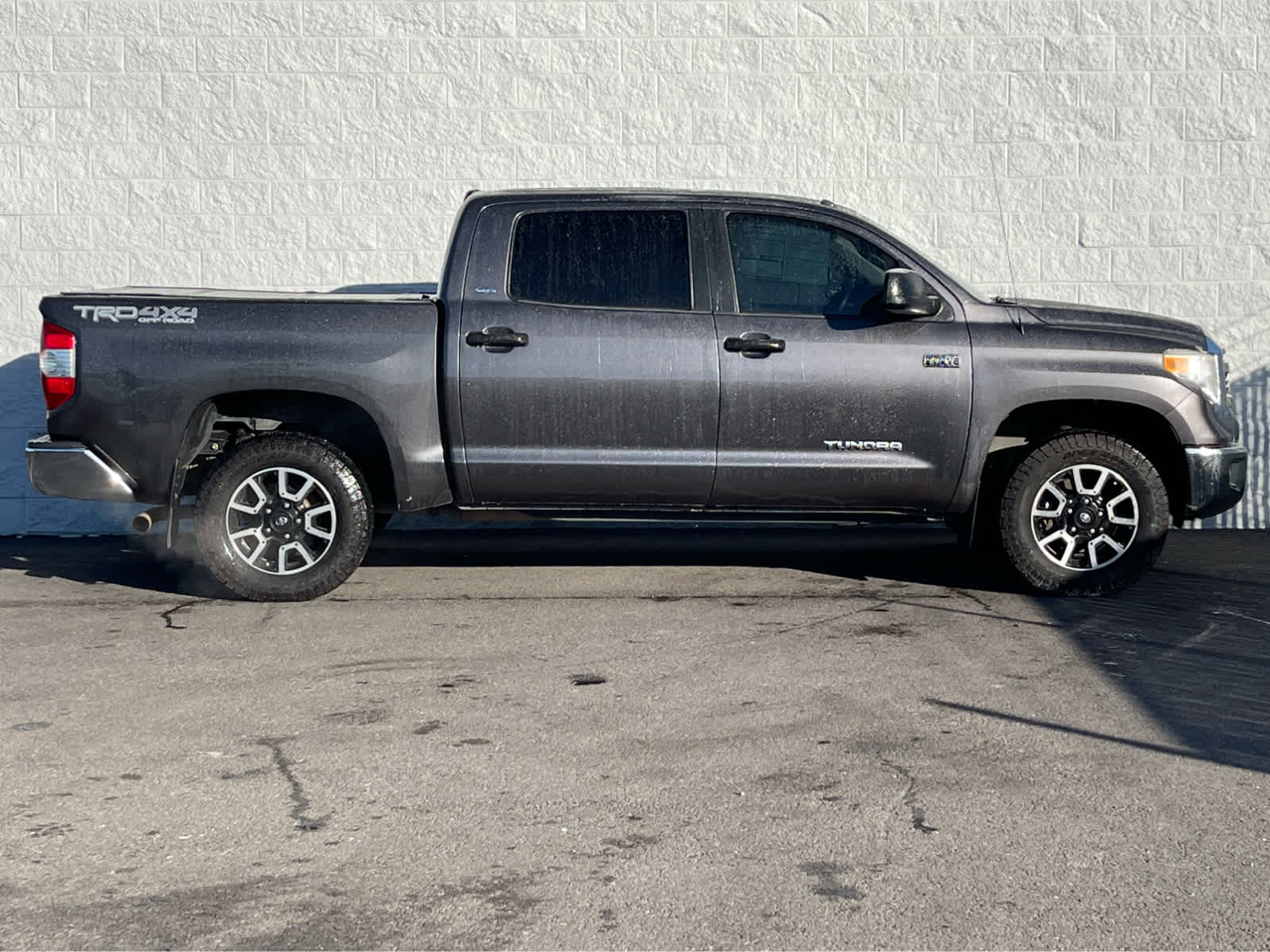 Thumbnail: 2016 Toyota Tundra - 5
