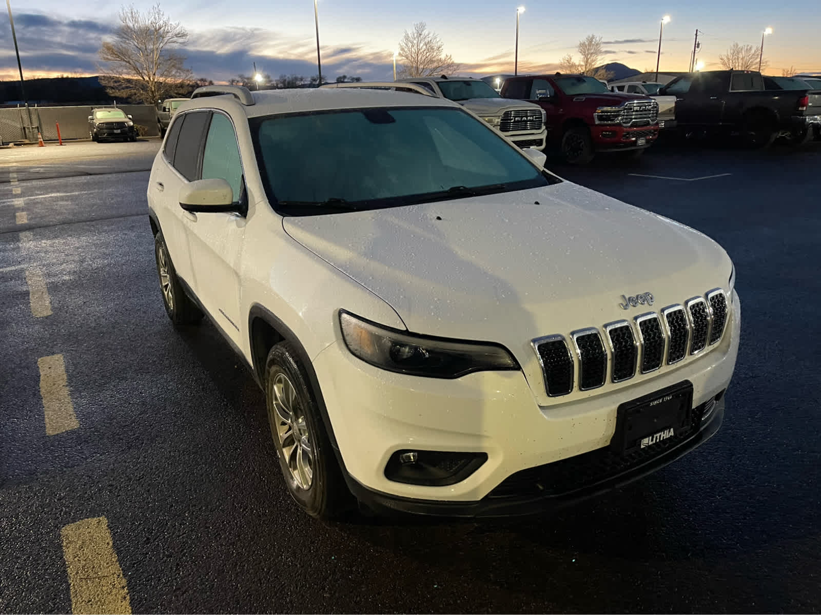 2019 Jeep Cherokee Latitude photo 3