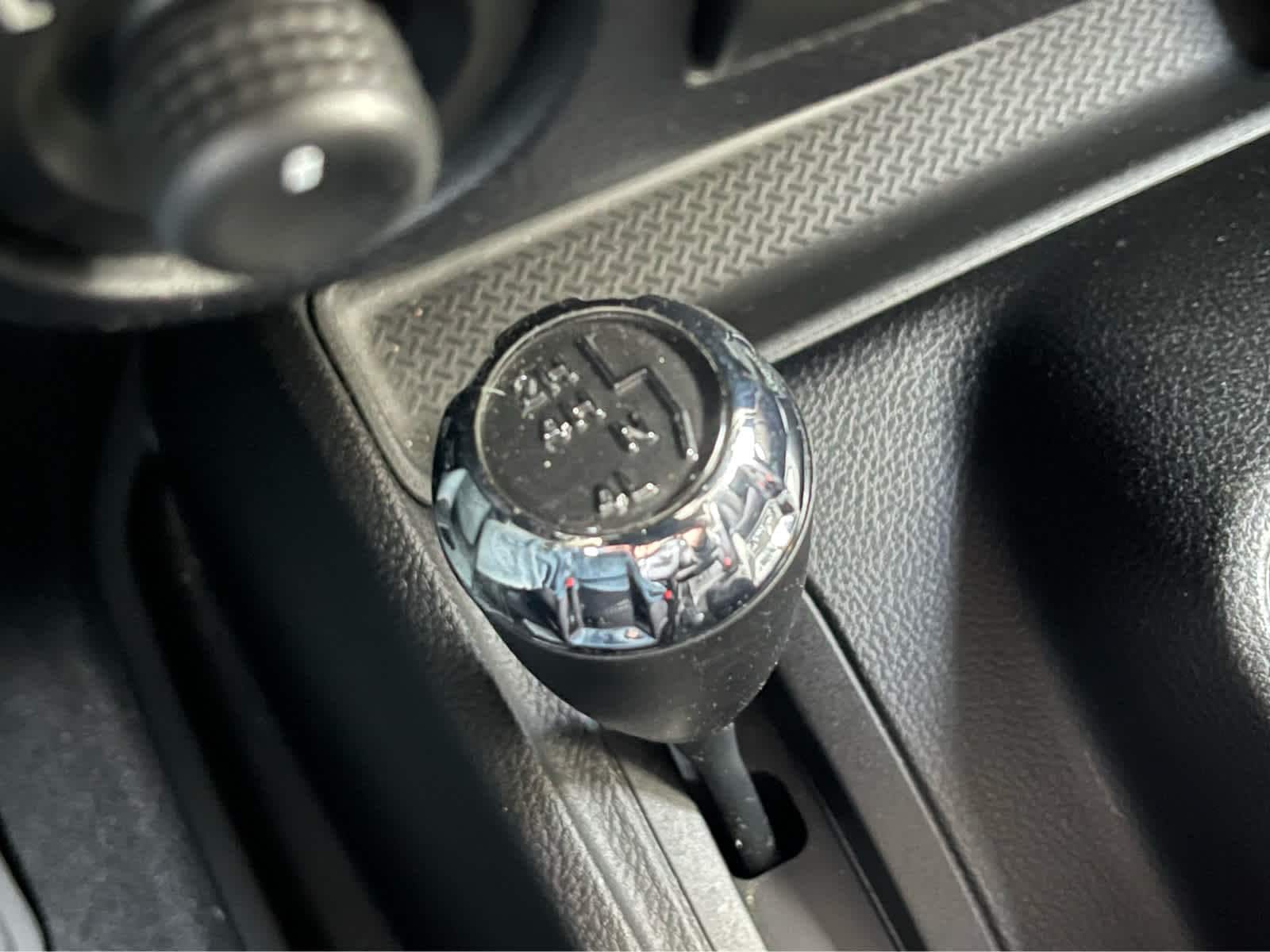 Thumbnail: 2014 Jeep Wrangler - 18