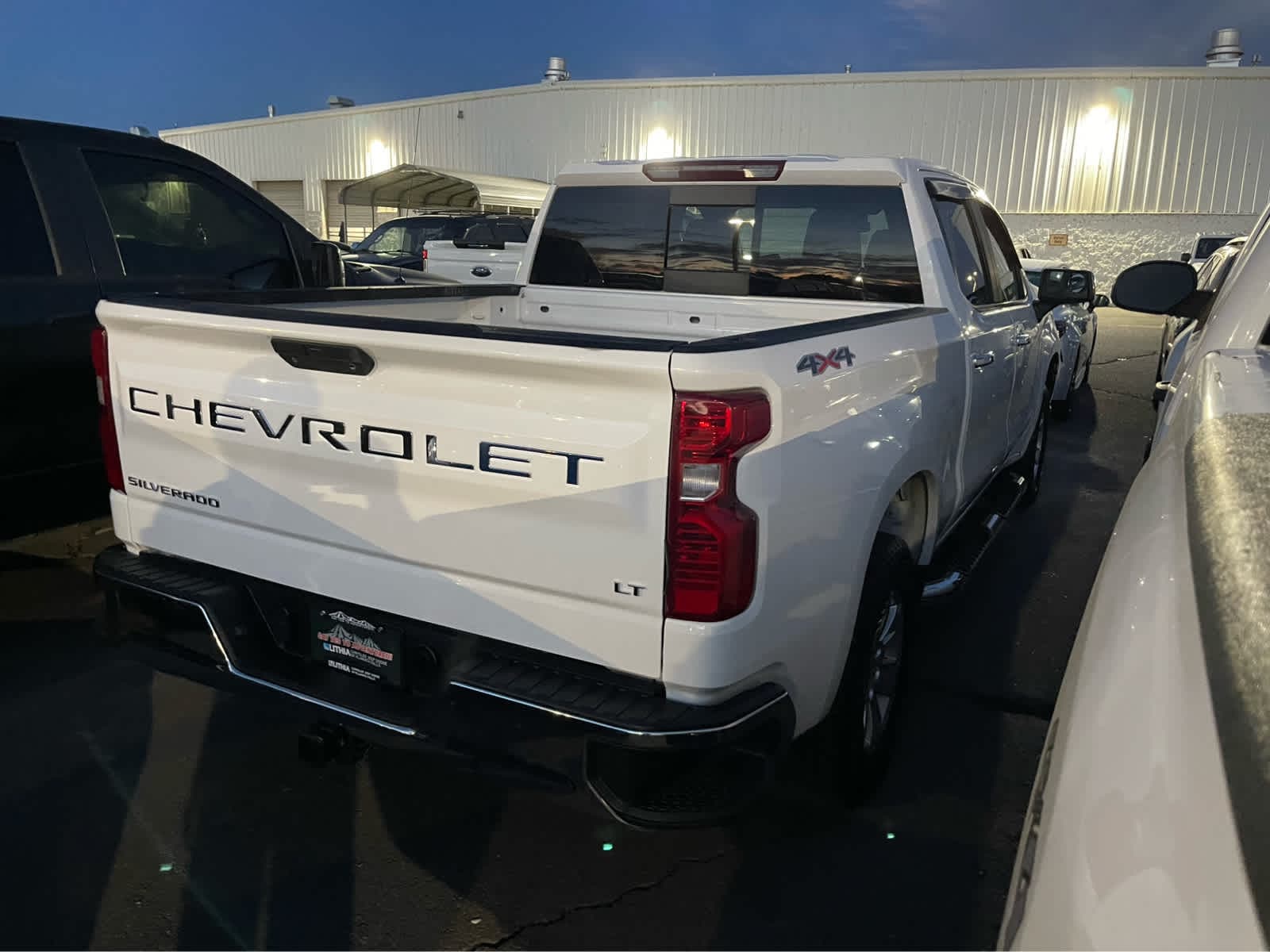 Thumbnail: 2019 Chevrolet Silverado 1500 - 4