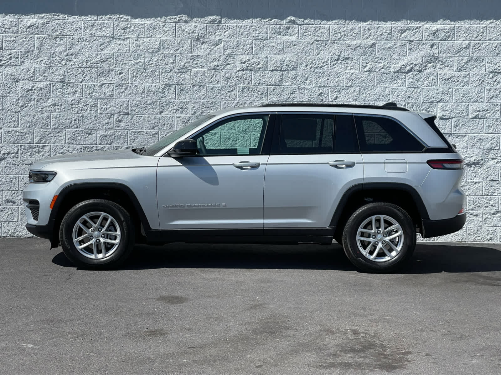 Thumbnail: 2025 Jeep Grand Cherokee - 4