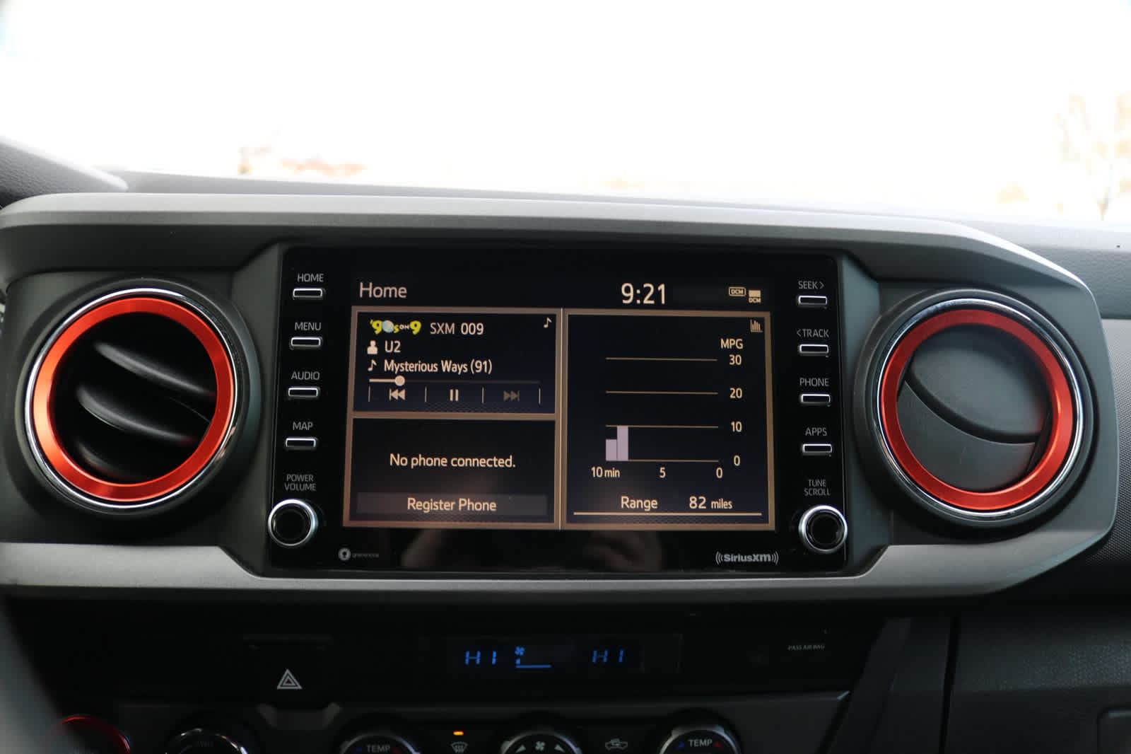 Thumbnail: 2021 Toyota Tacoma - 15