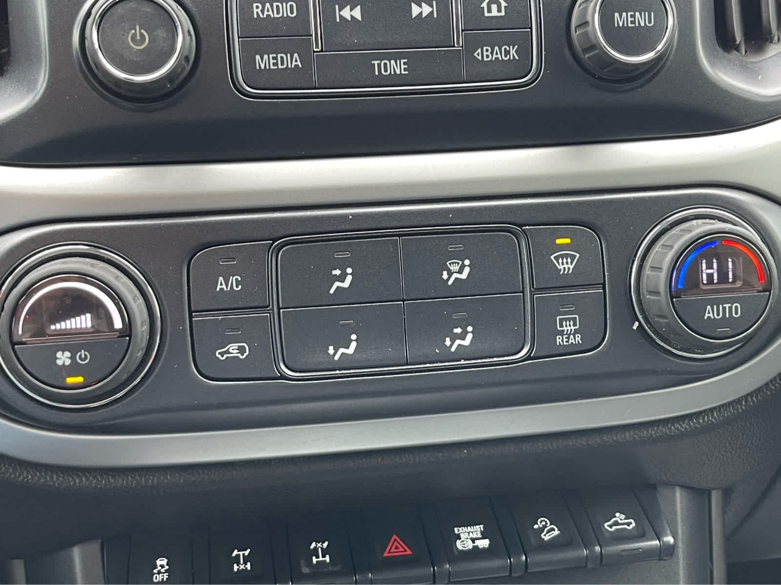 Thumbnail: 2018 Chevrolet Colorado - 11