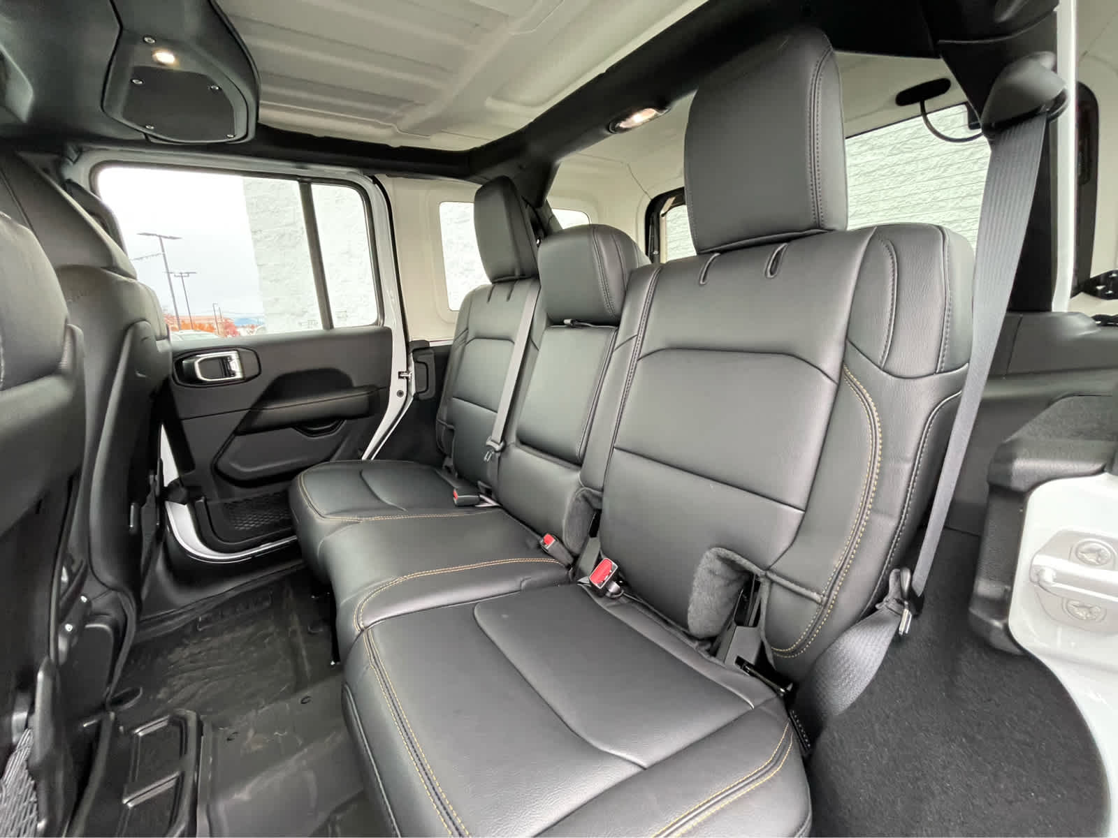 Thumbnail: 2025 Jeep Wrangler - 23