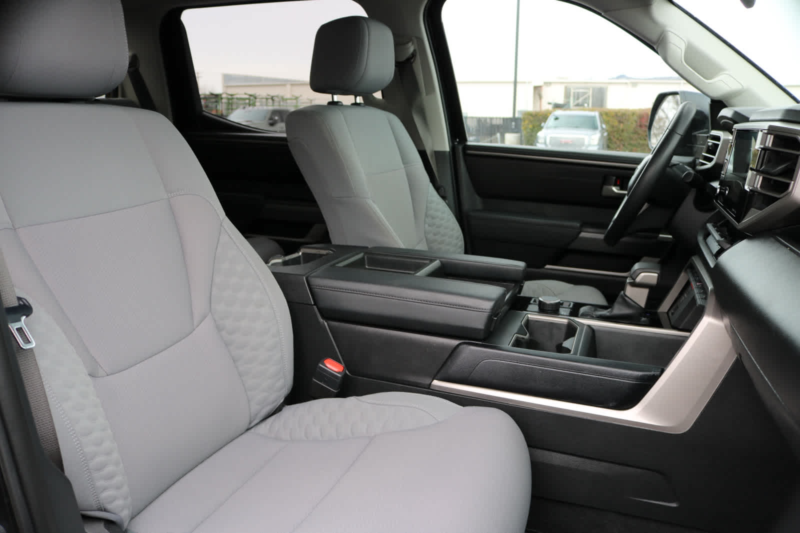 Thumbnail: 2023 Toyota Tundra - 23