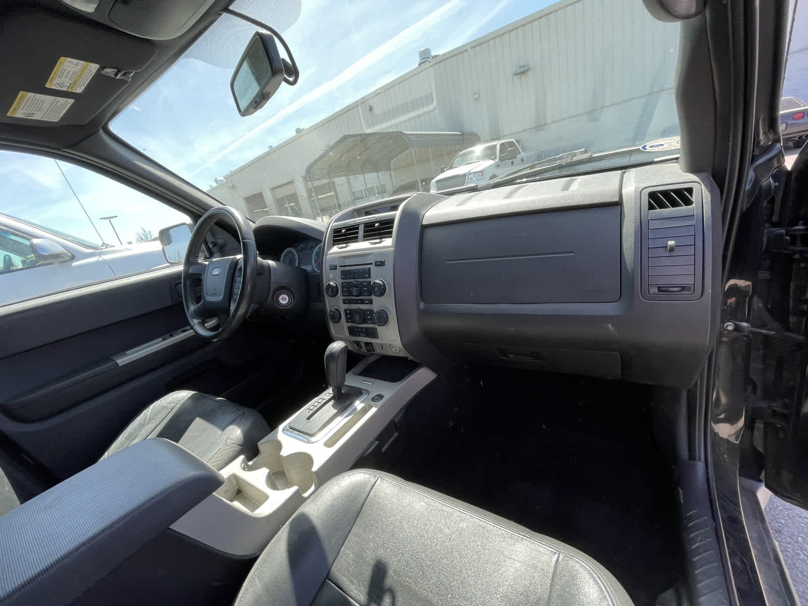 2010 Ford Escape XLT 17