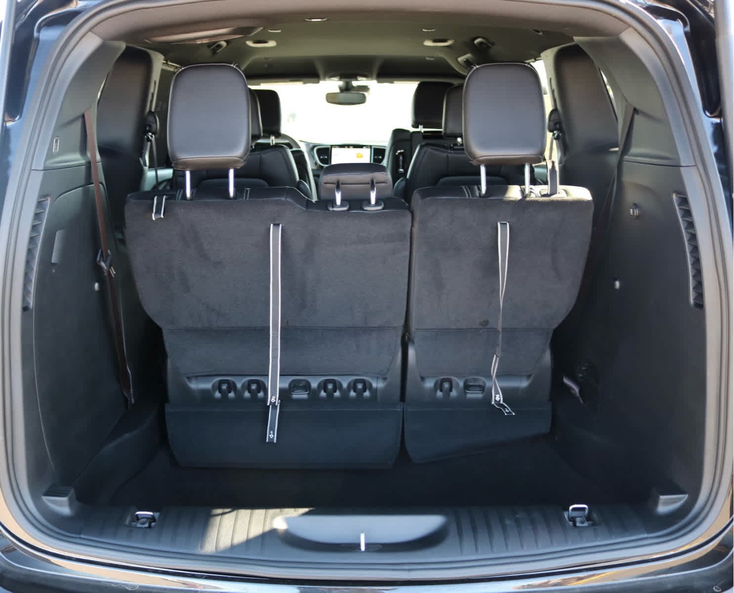 Thumbnail: 2026 Chrysler Pacifica - 10