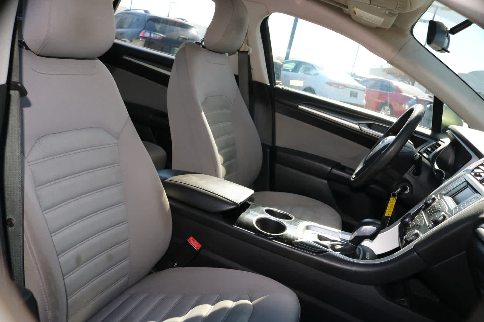 Thumbnail: 2013 Ford Fusion - 19