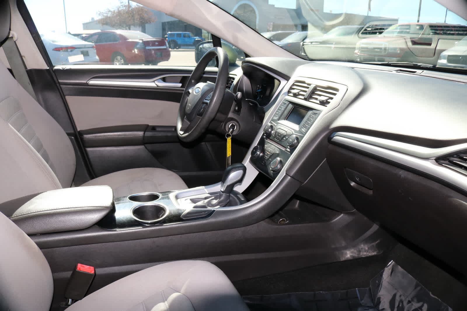 Thumbnail: 2013 Ford Fusion - 18