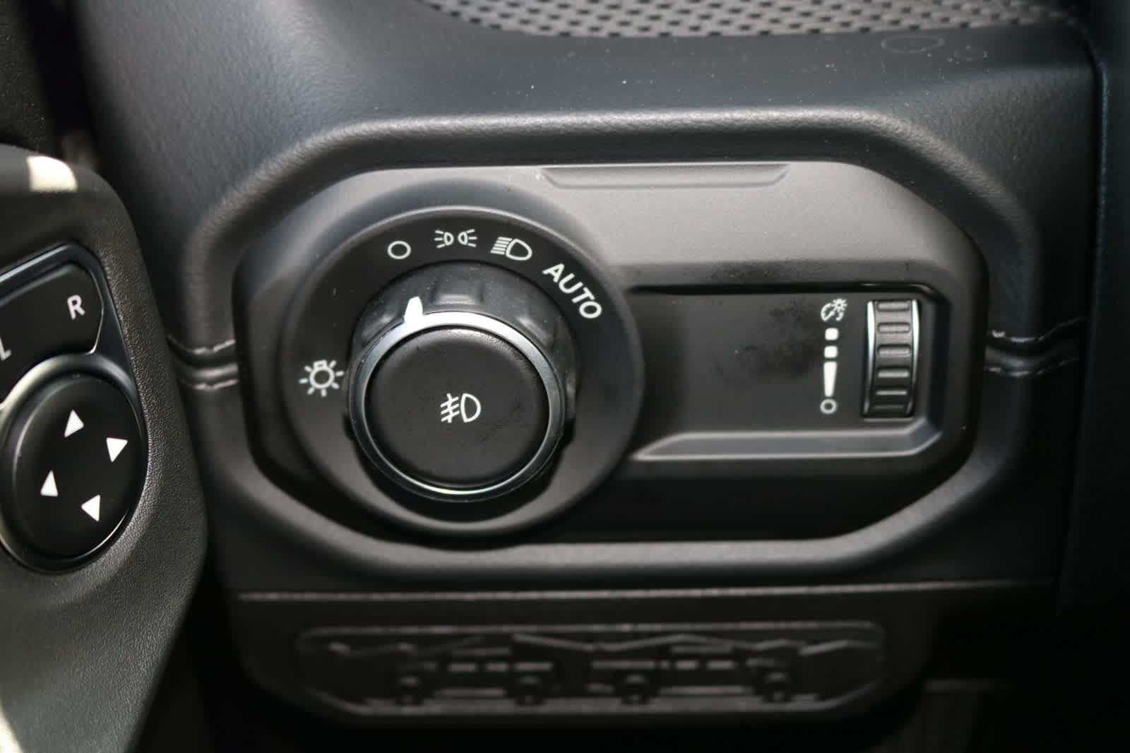 Thumbnail: 2026 Jeep Wrangler - 18