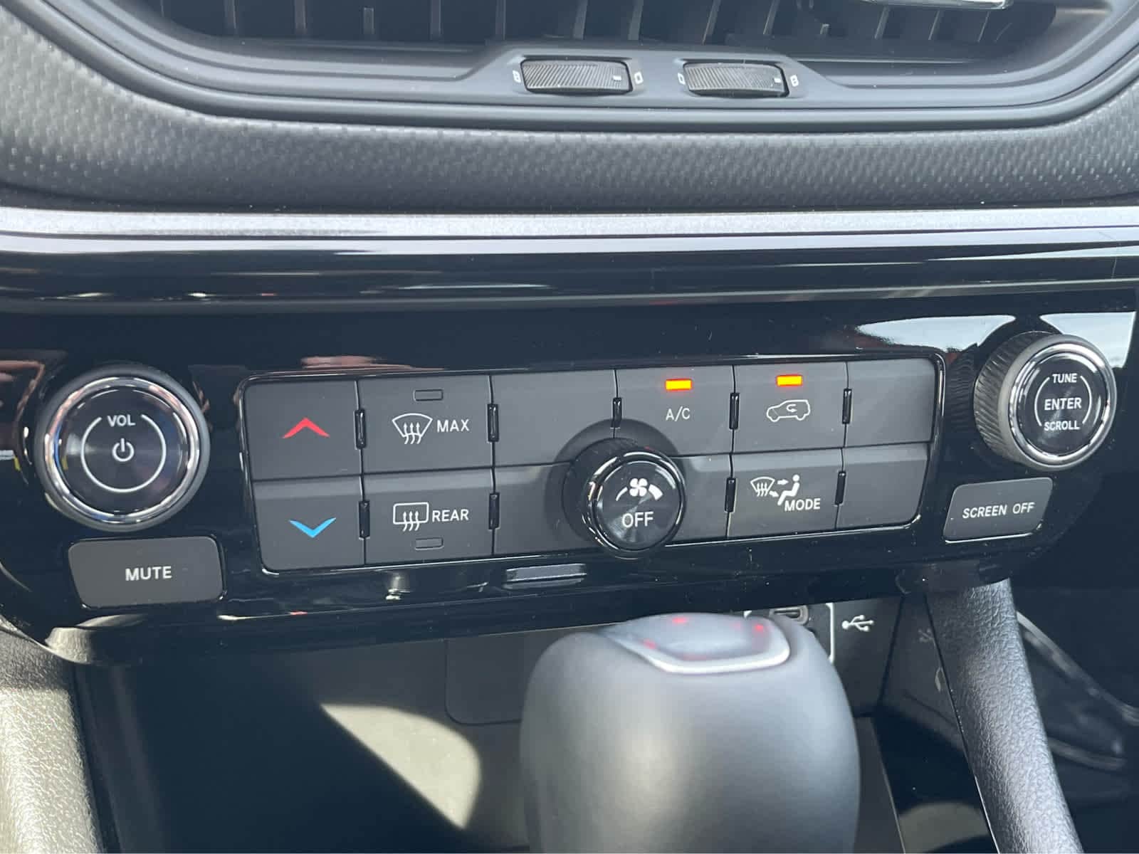 Thumbnail: 2026 Jeep Compass - 15