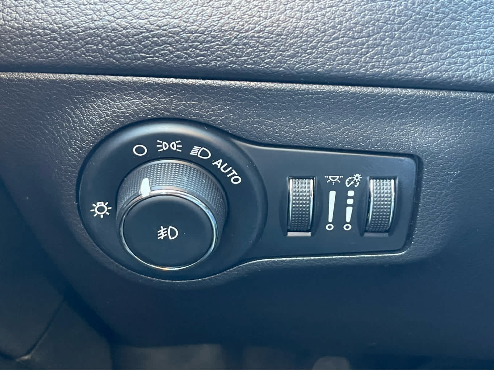 Thumbnail: 2020 Jeep Compass - 19