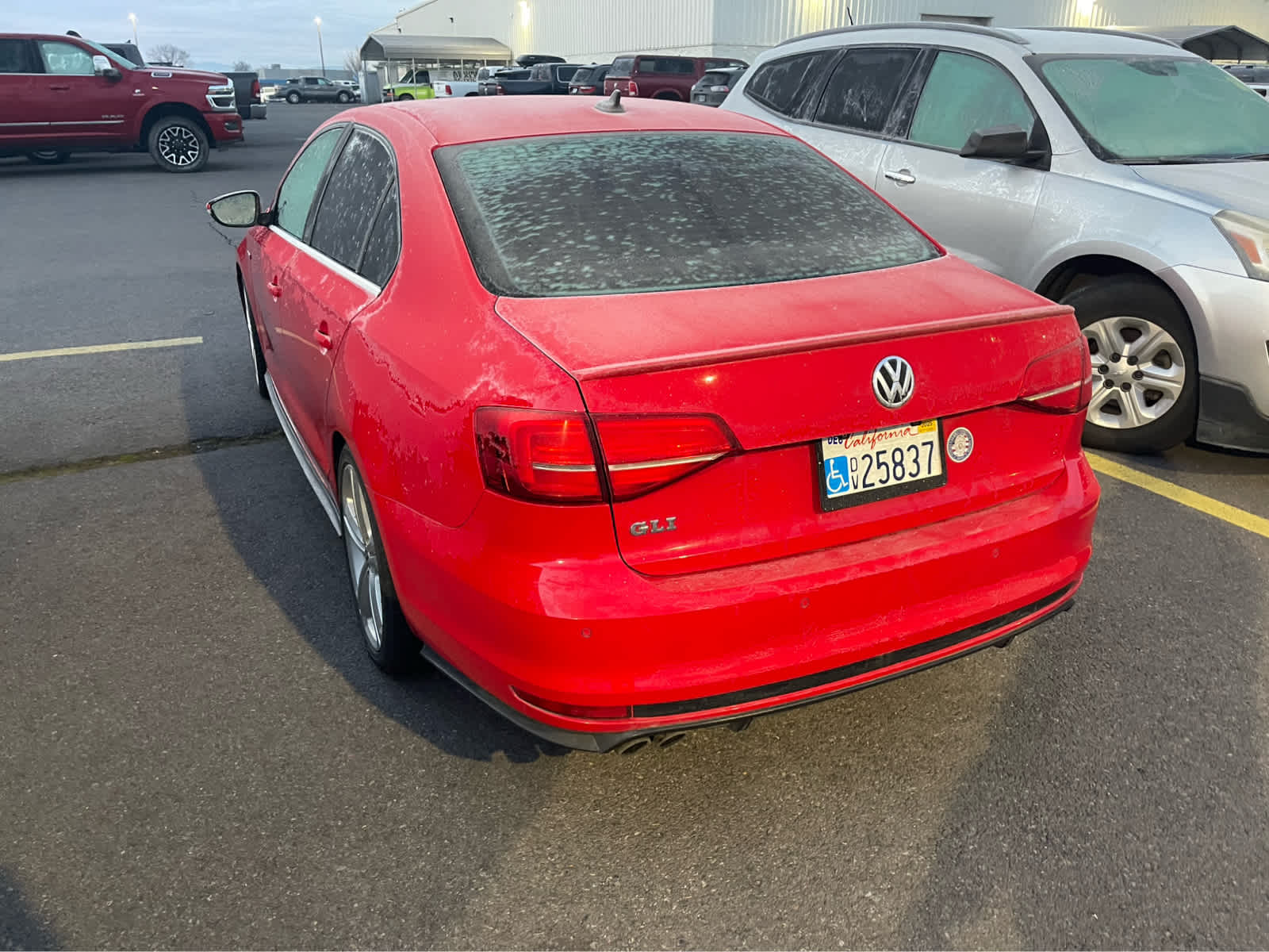 Thumbnail: 2017 Volkswagen Jetta - 4