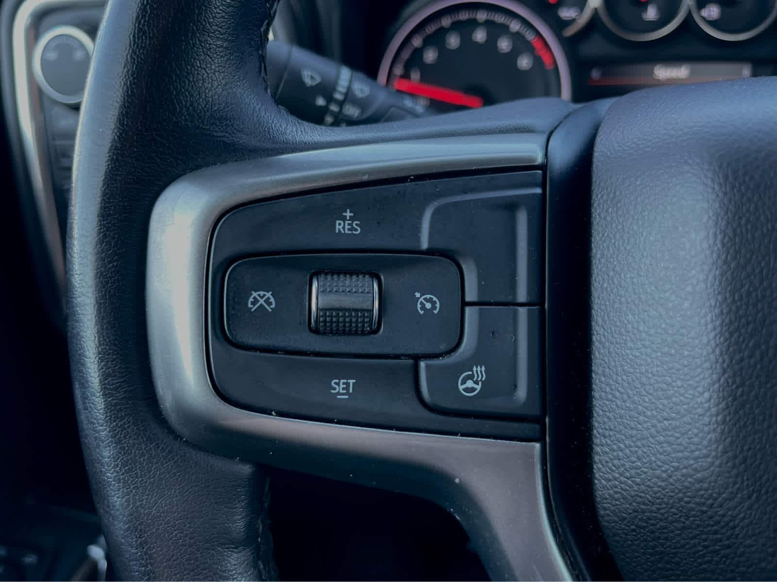 Thumbnail: 2019 Chevrolet Silverado 1500 - 23