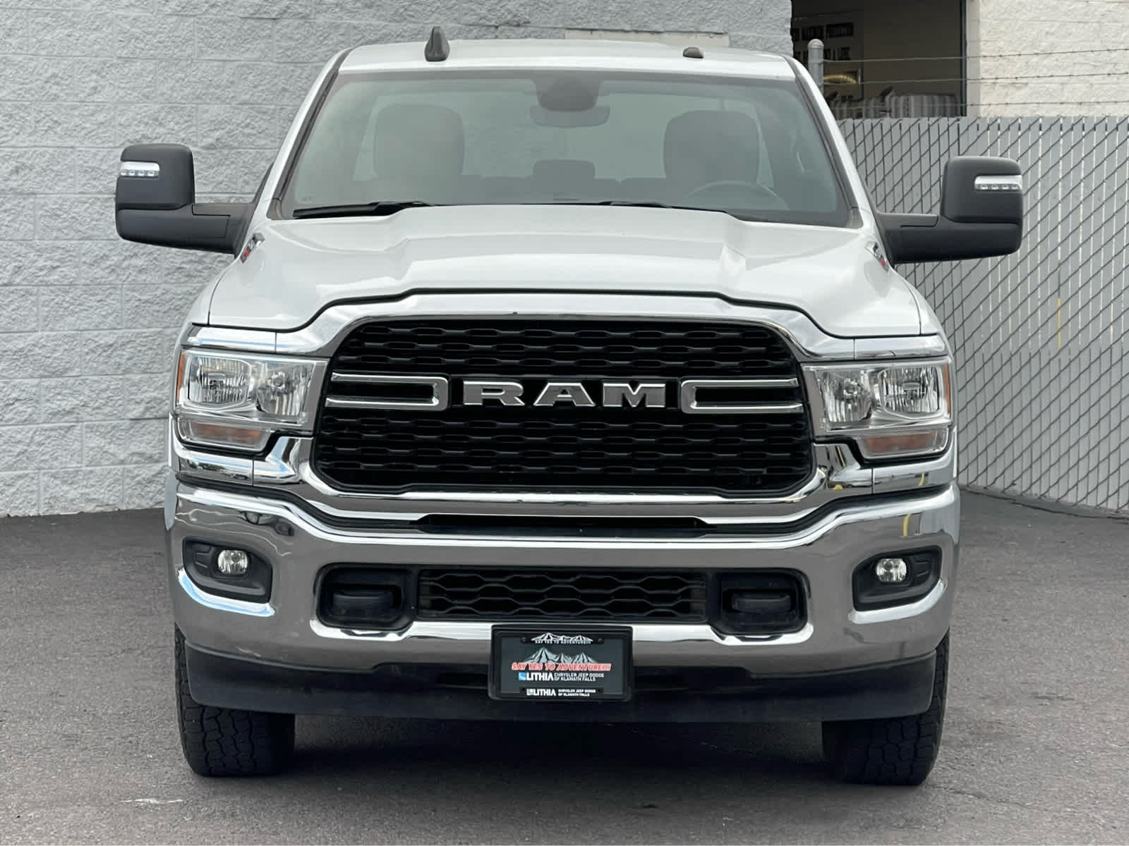 2024 Ram 2500 Big Horn photo 3