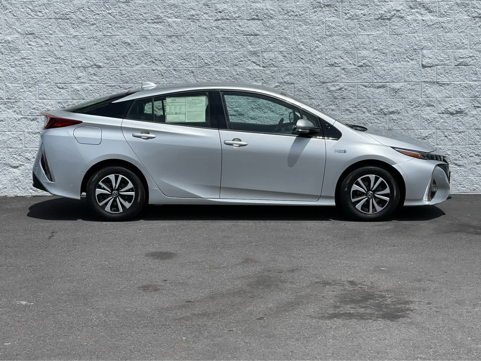 Thumbnail: 2017 Toyota Prius Prime - 5