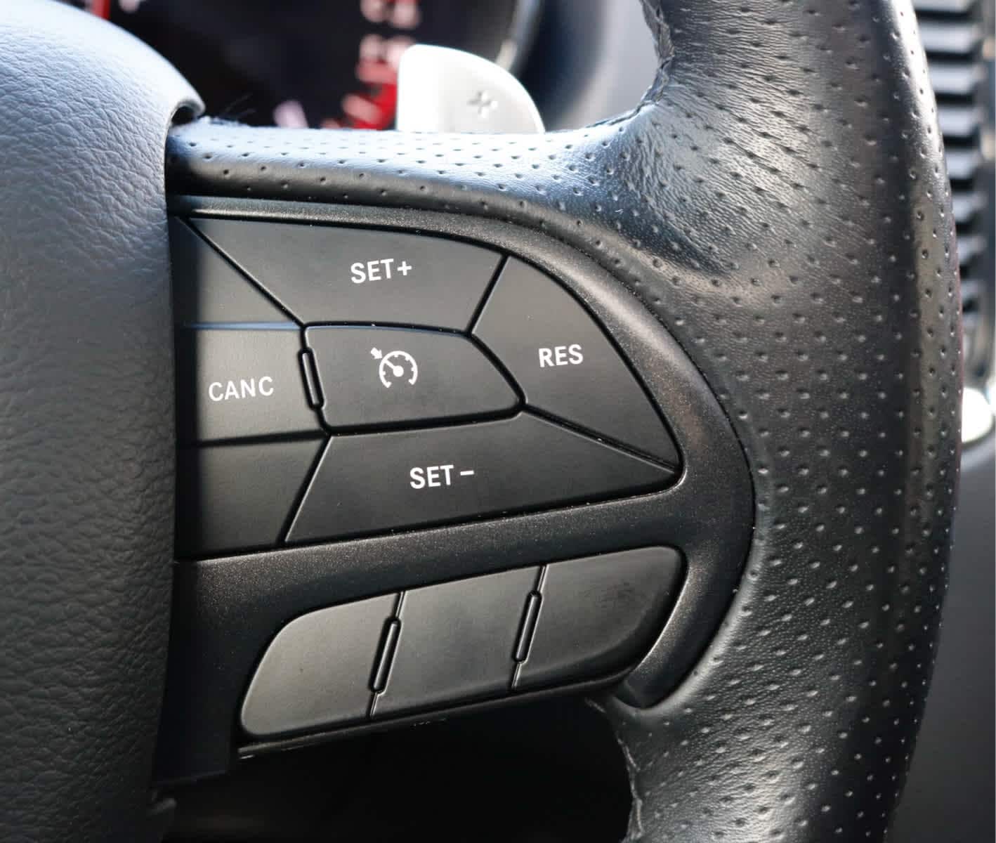 Thumbnail: 2020 Dodge Durango - 18