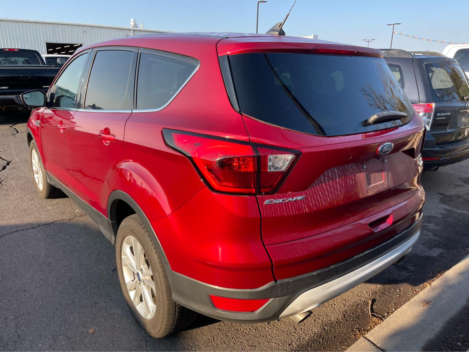 Thumbnail: 2019 Ford Escape - 4