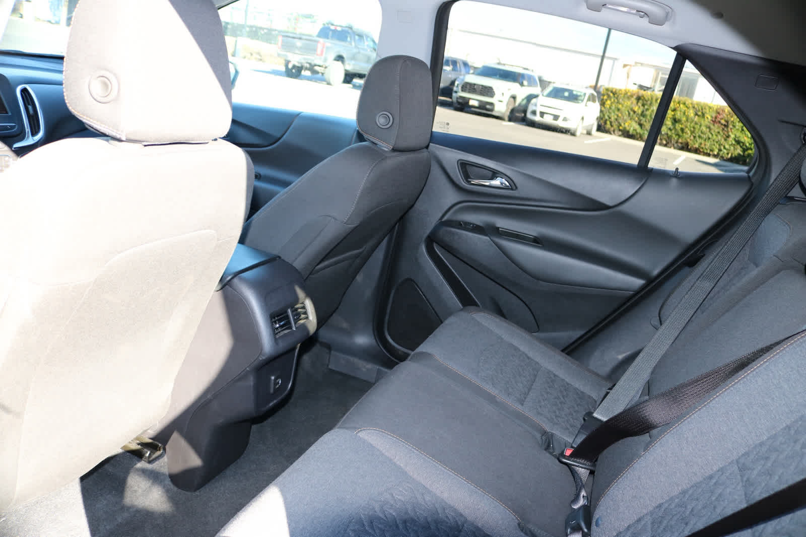 Thumbnail: 2024 Chevrolet Equinox - 25