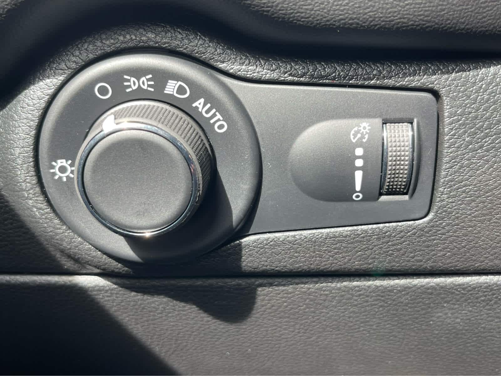 Thumbnail: 2026 Dodge Durango - 16